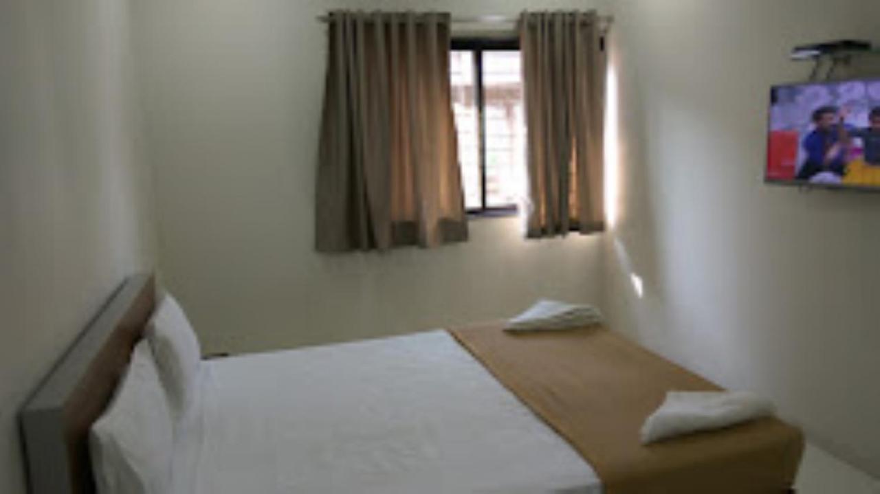 Hotel Avanti, Nashik Exterior foto